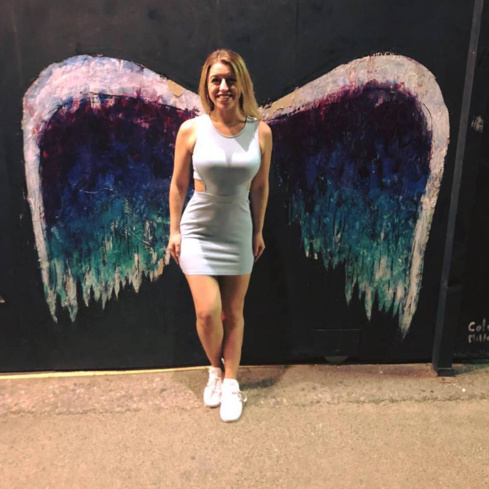 Meet your Posher, Elise